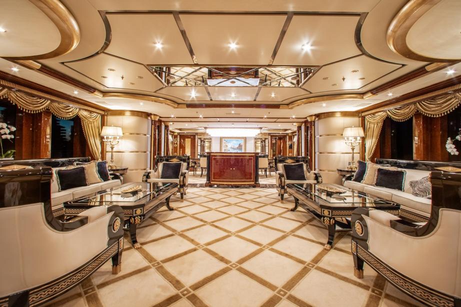 yacht Aquarium