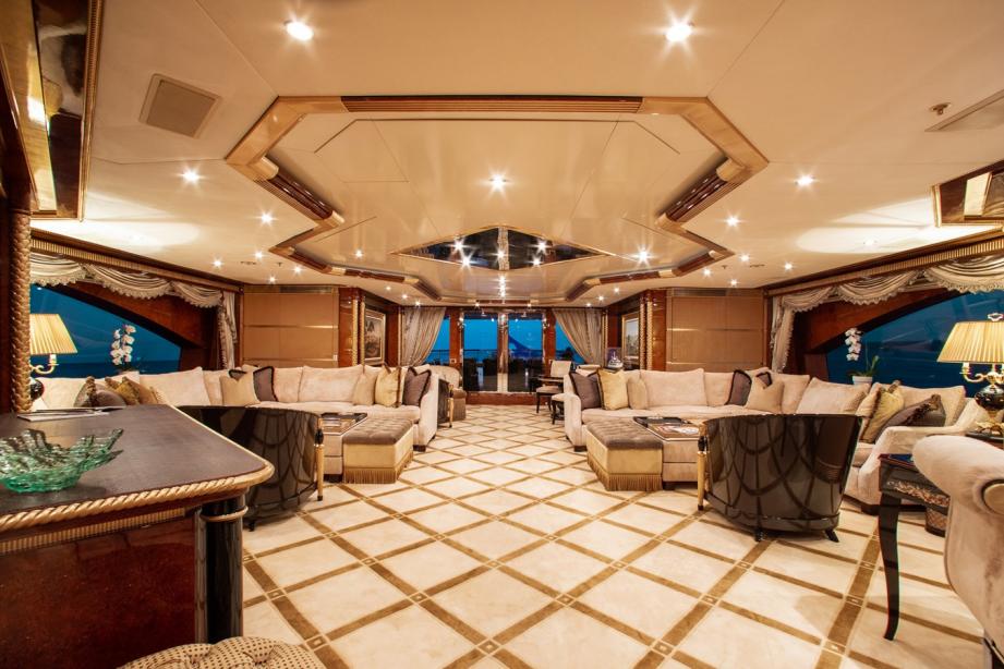 yacht Aquarium