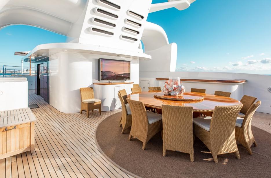yacht Aquarium
