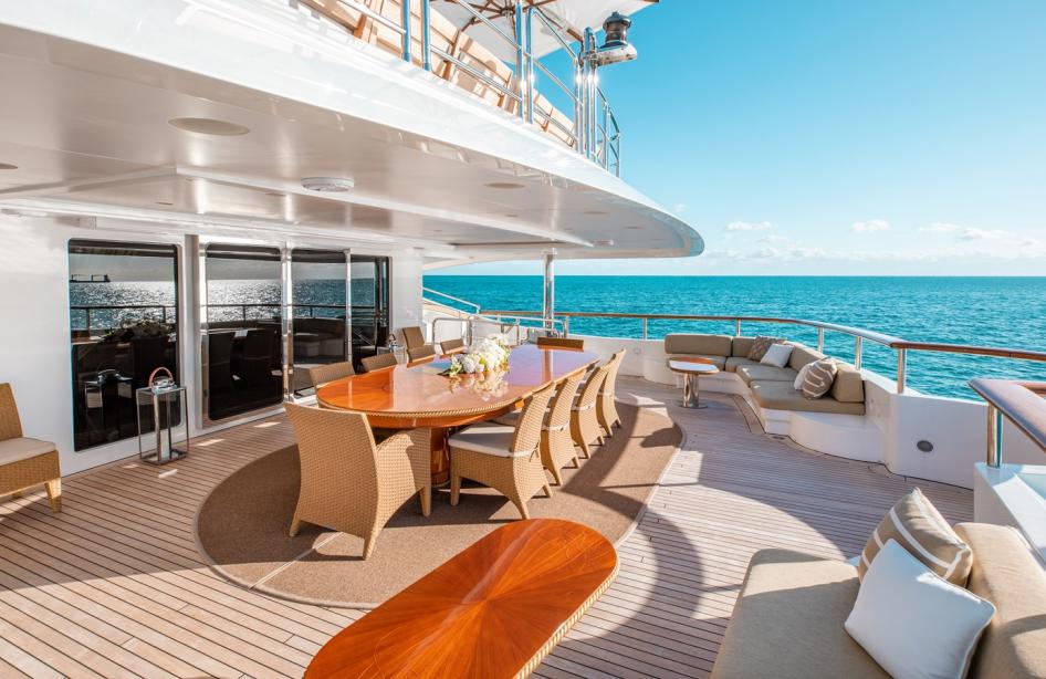 yacht Aquarium