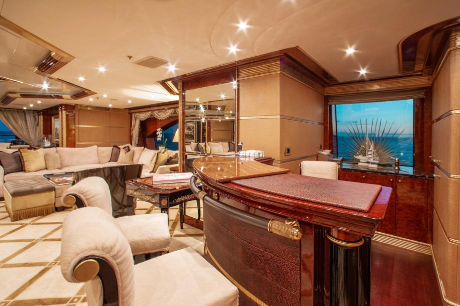 yacht Aquarium