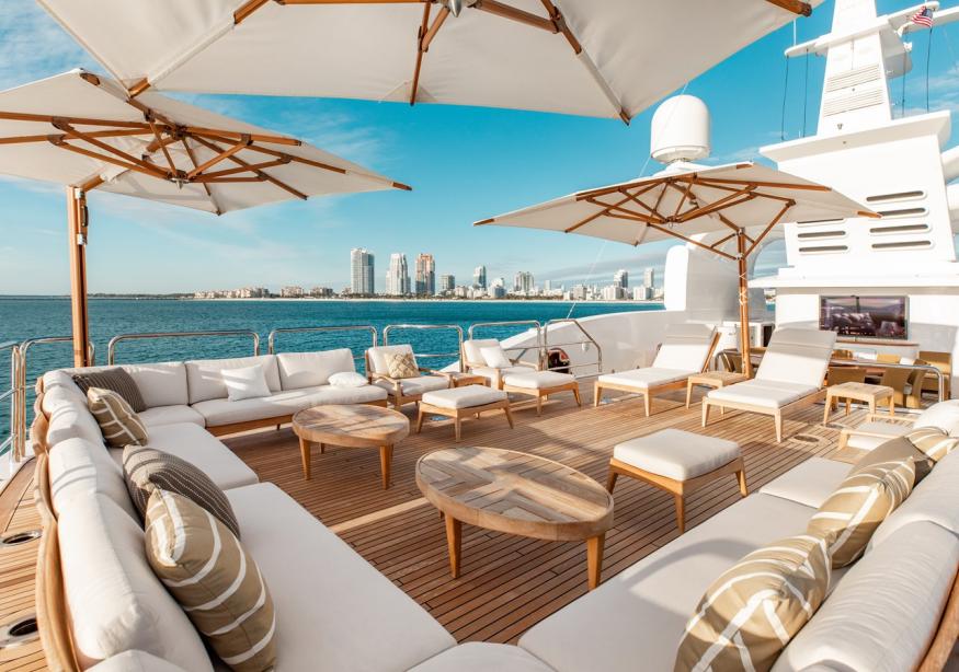 yacht Aquarium