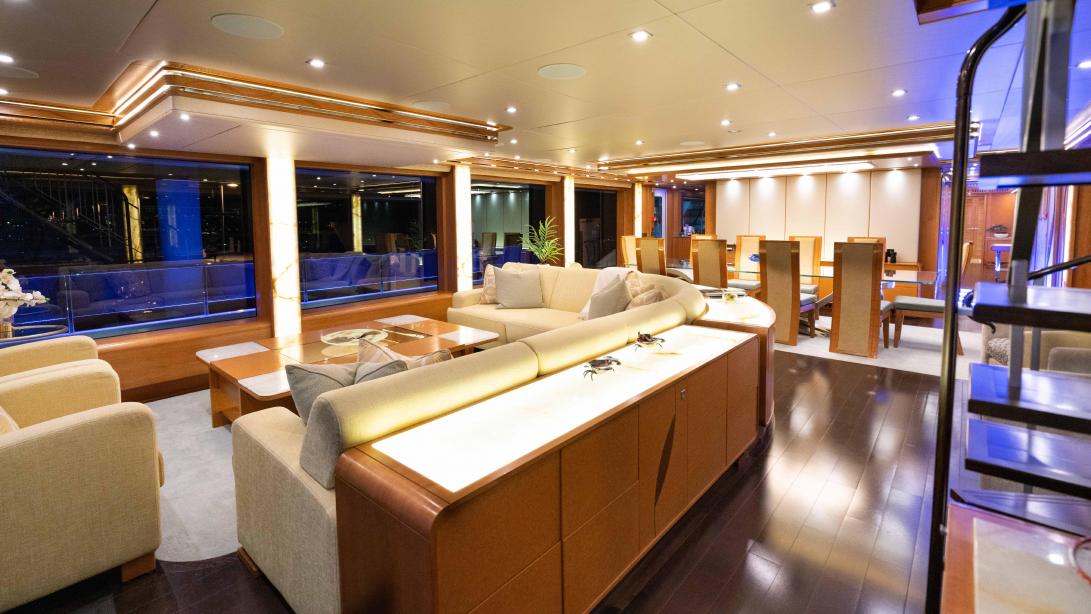 yacht Serenity