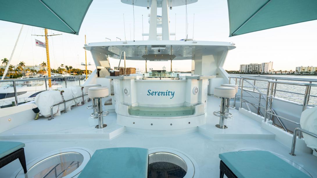 yacht Serenity