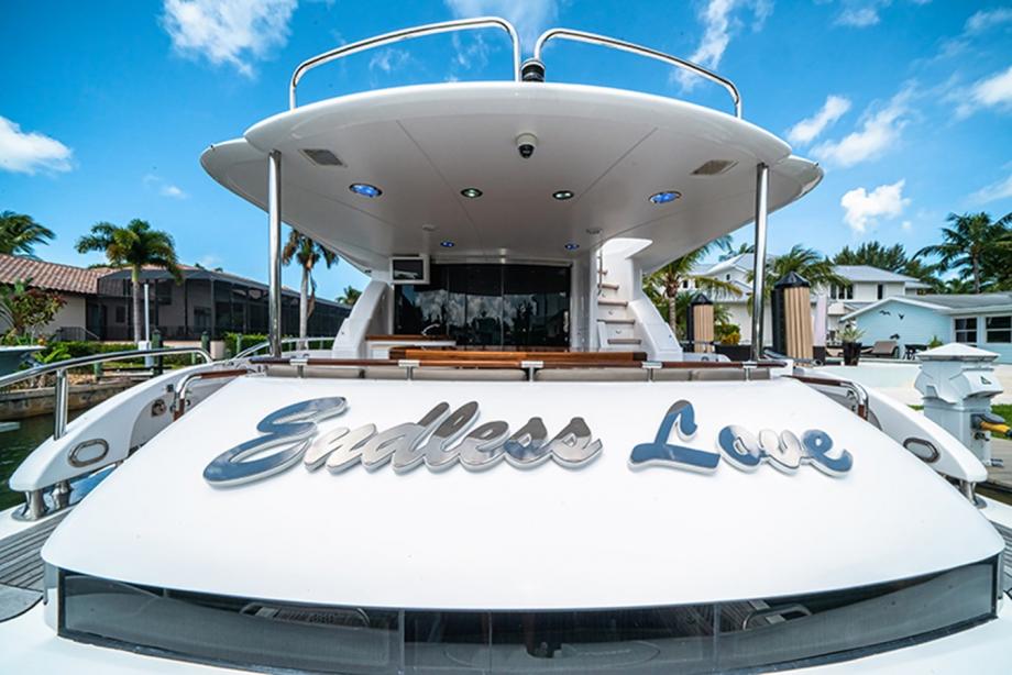 yacht Endless Love