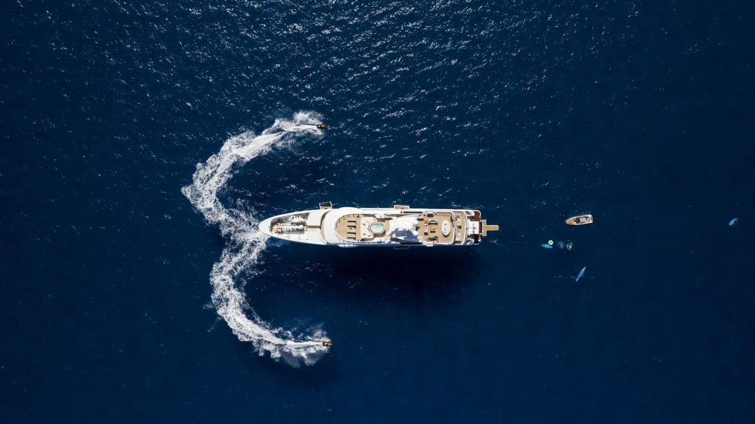 yacht Galene