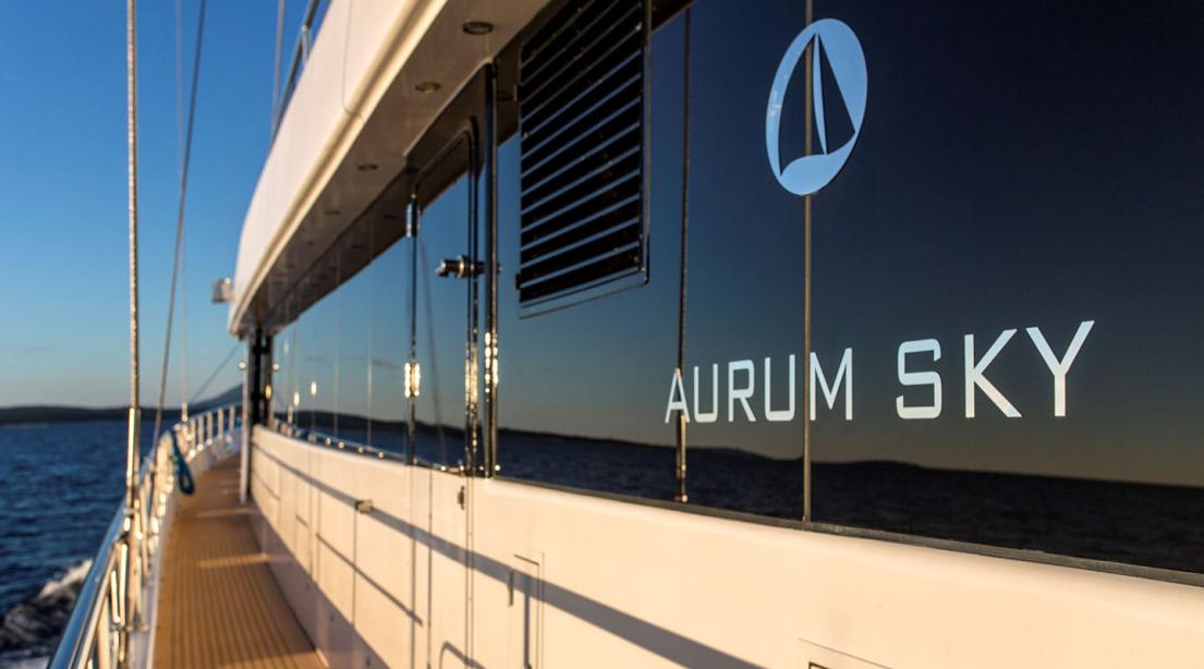 yacht Aurum Sky