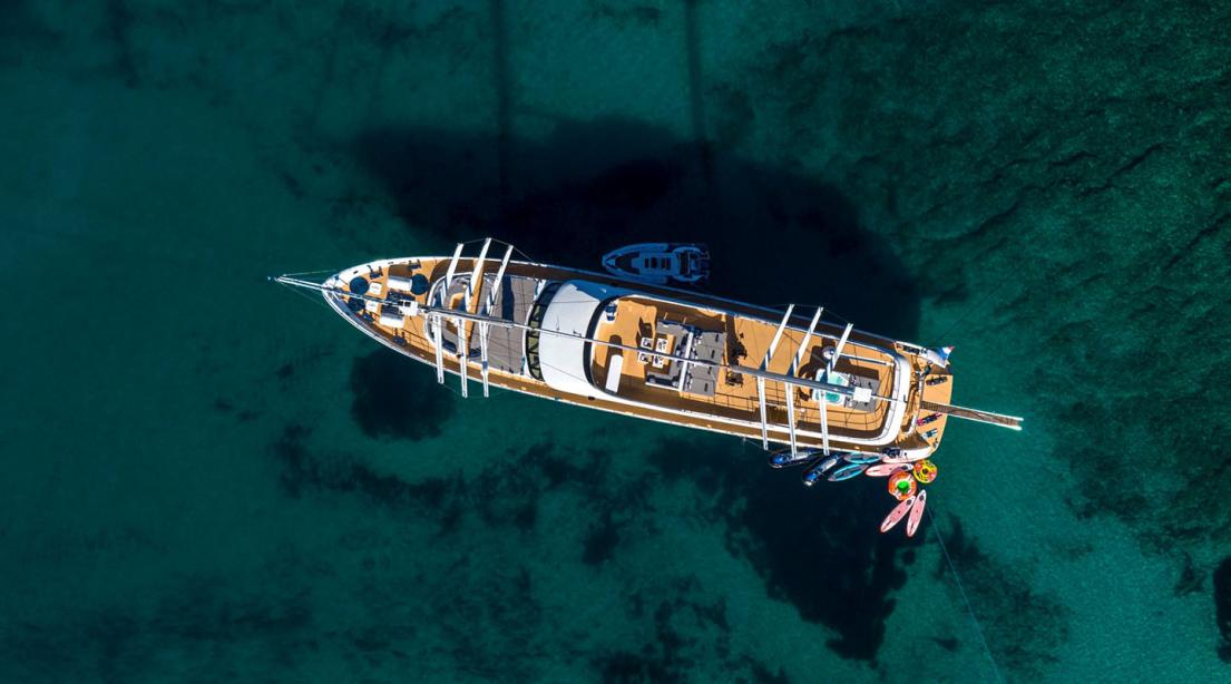 yacht Aurum Sky