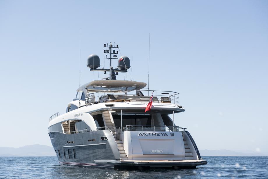 yacht Antheya III