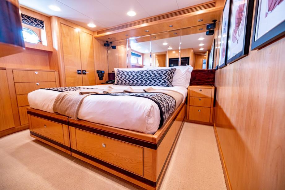 yacht Salvator II