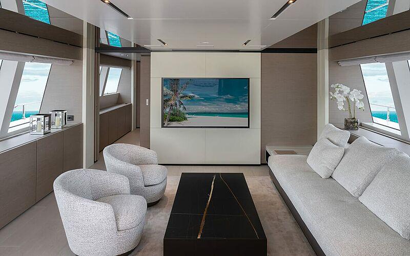 yacht Adelia