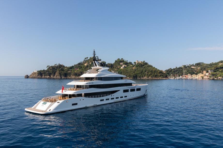 yacht Alfa