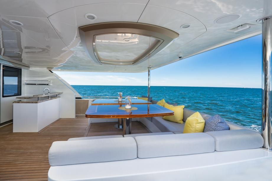 yacht Sea N Sea