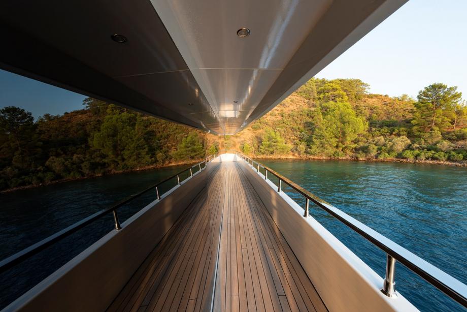 yacht Adamaris