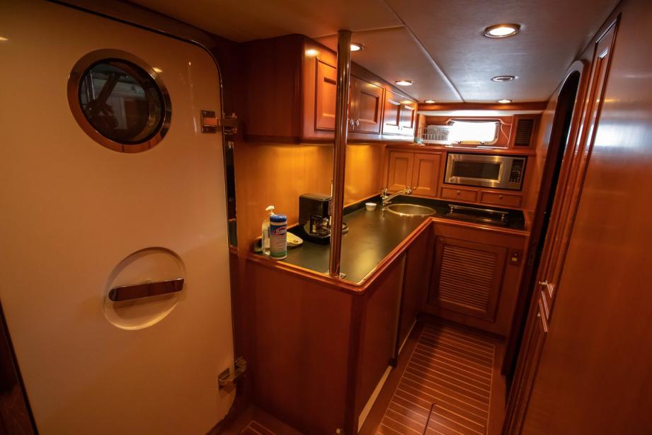 yacht Annie