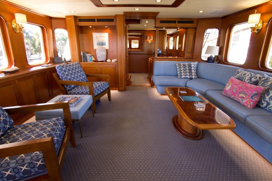 yacht Annie