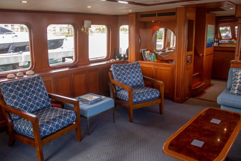 yacht Annie