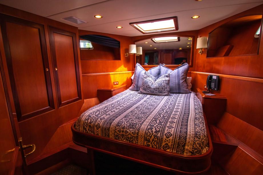 yacht Annie