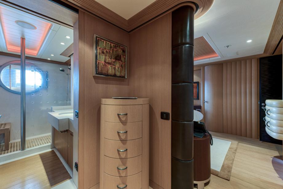 yacht Kogo
