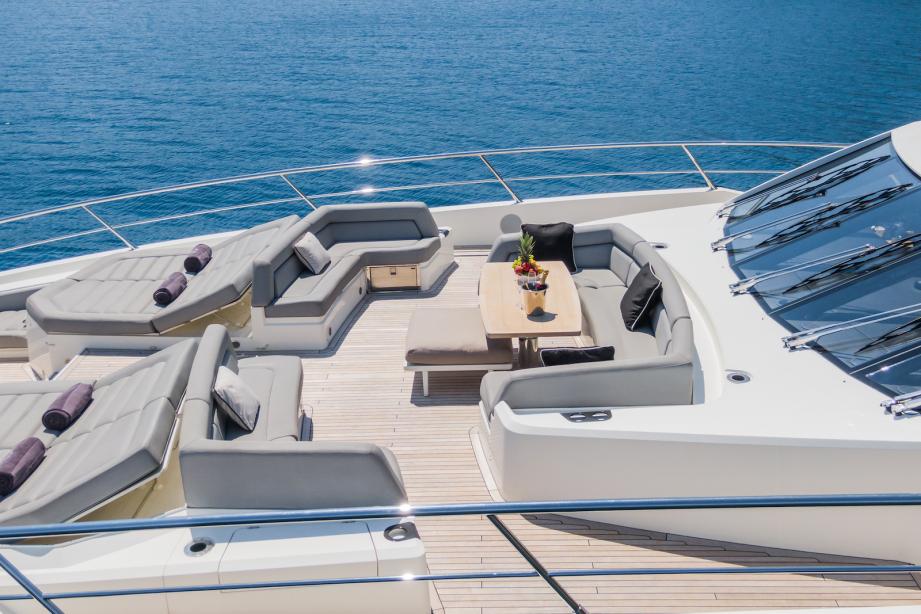 yacht Freedom