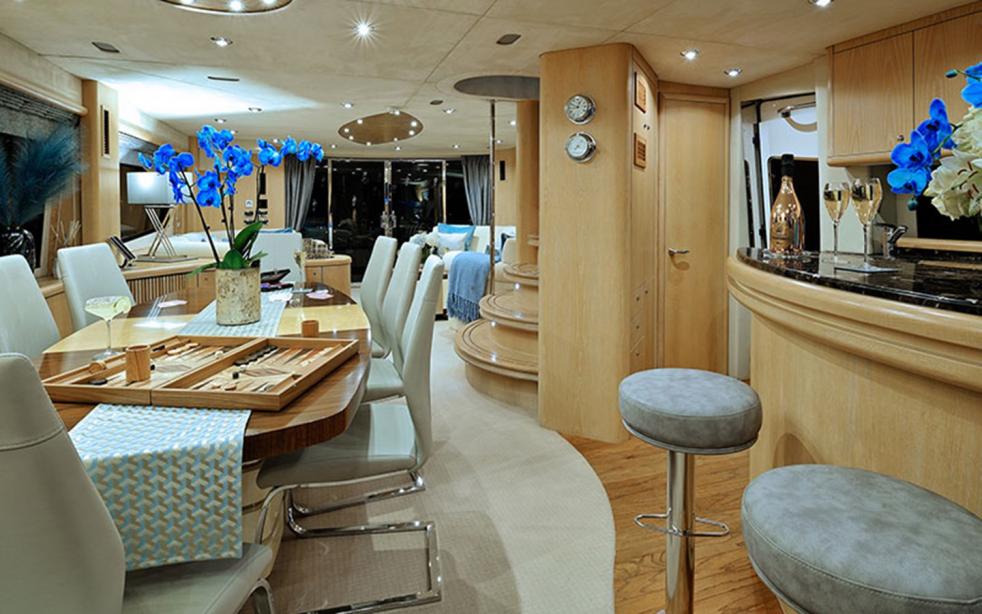 yacht Excelerate Z