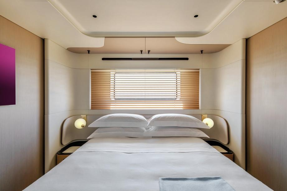yacht Azimut Grande 38 Tri-Deck