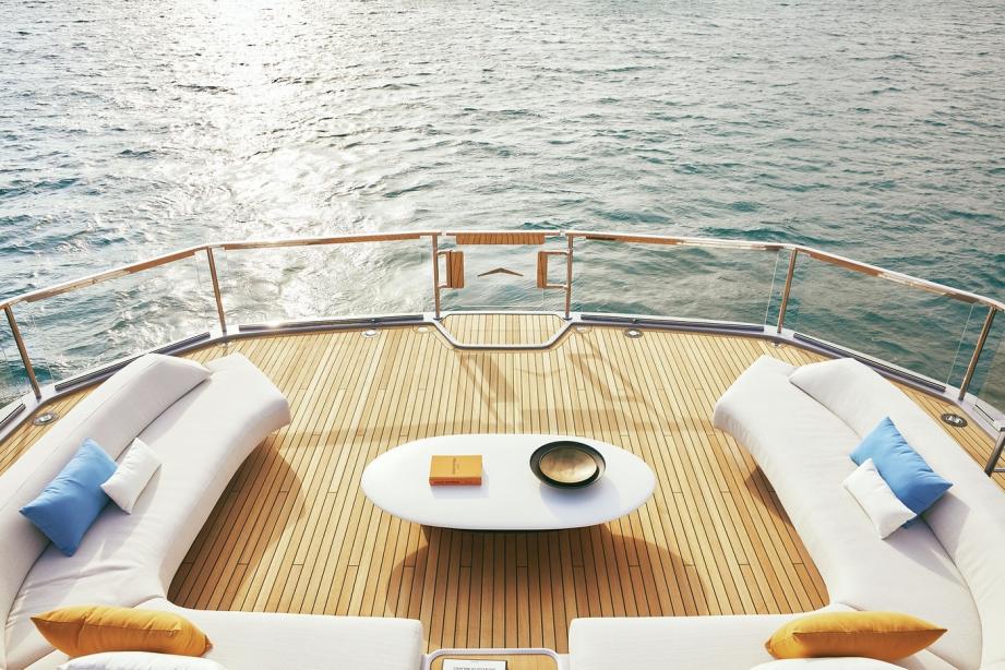 yacht Azimut Grande 38 Tri-Deck