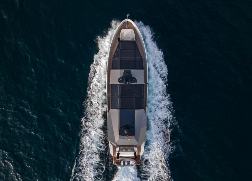 yacht Motek