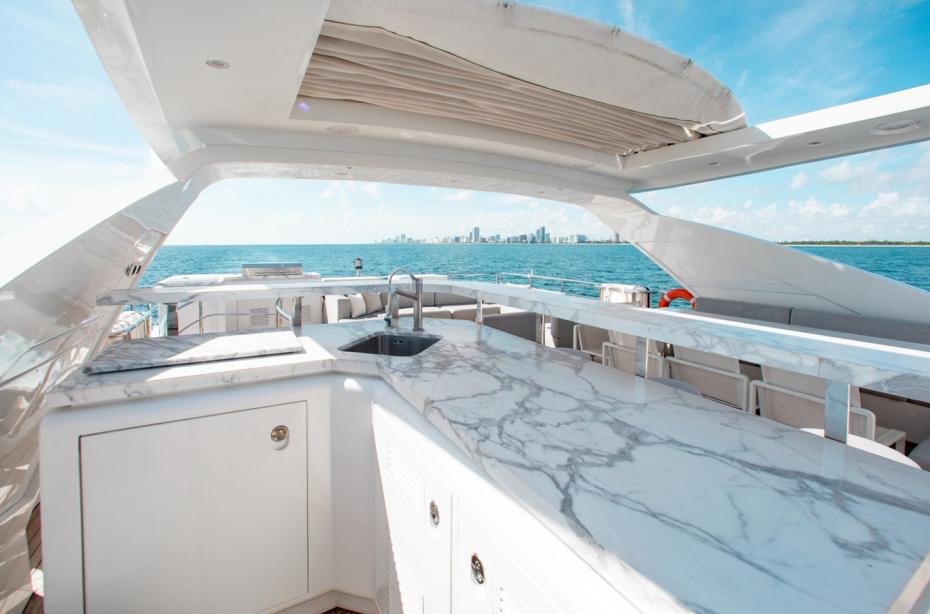 yacht Indigo