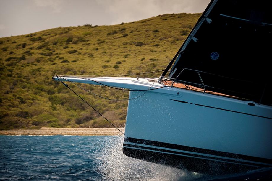 yacht Berenice Cube