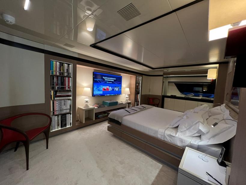 yacht Angel III