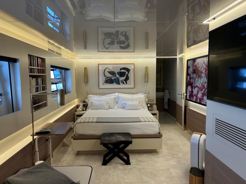 yacht Angel III