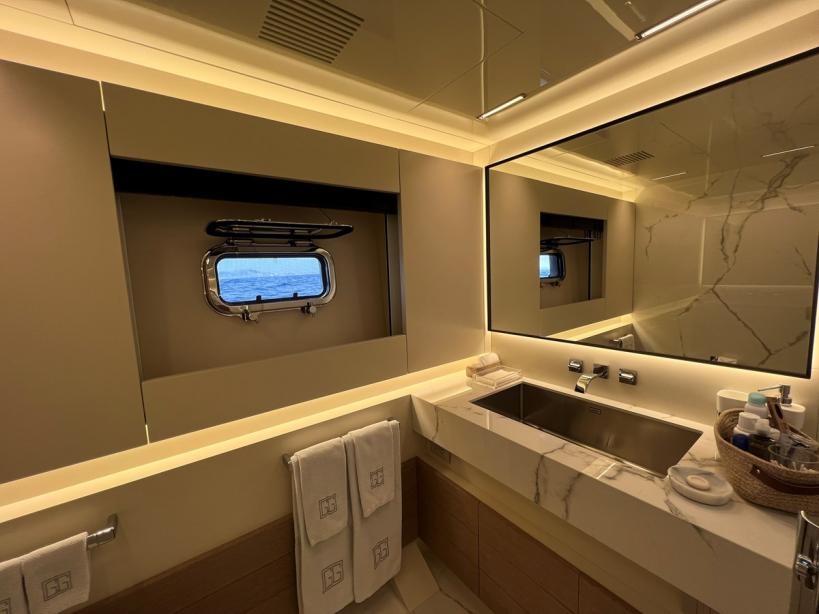 yacht Angel III