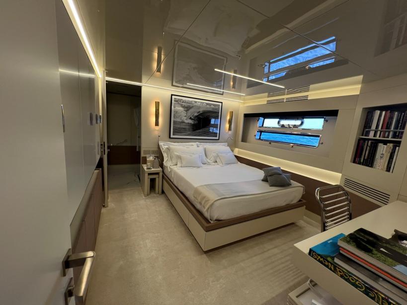 yacht Angel III