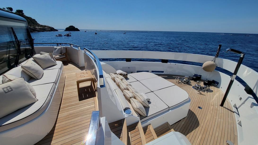 yacht Angel III