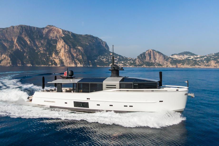 yacht Milu'