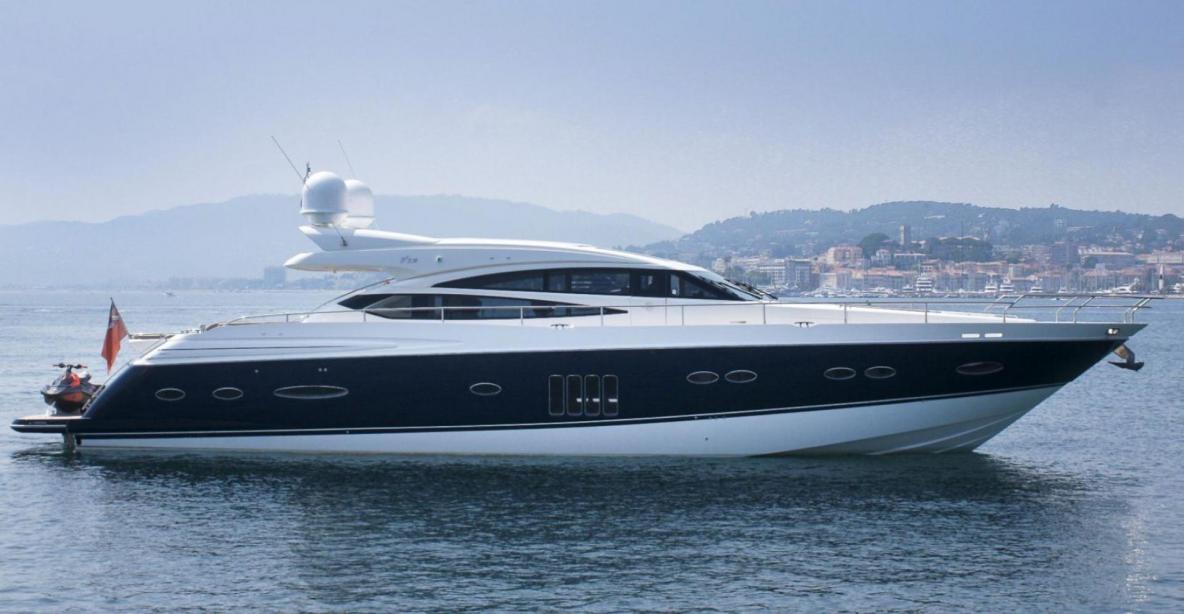 yacht Gitana I