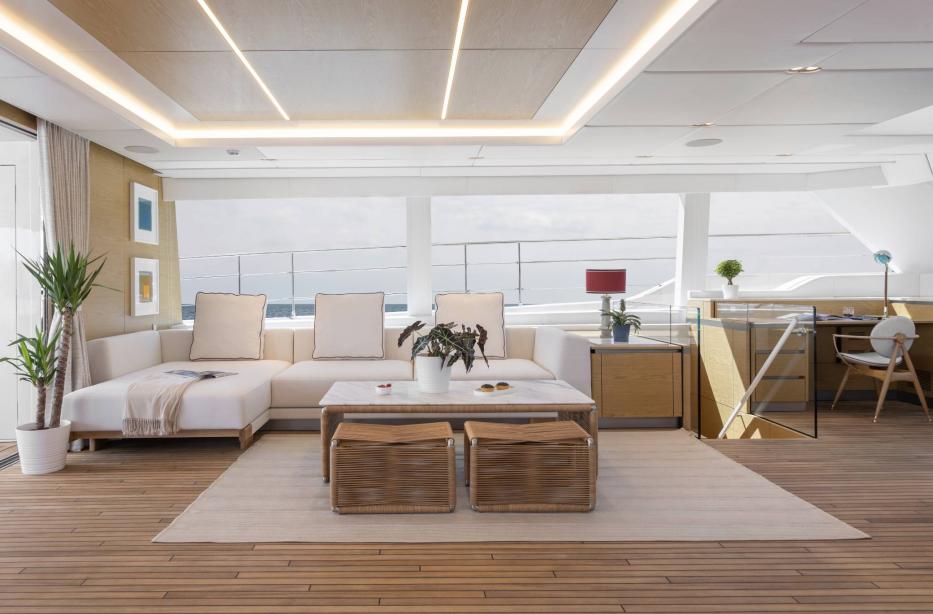 yacht Pronto