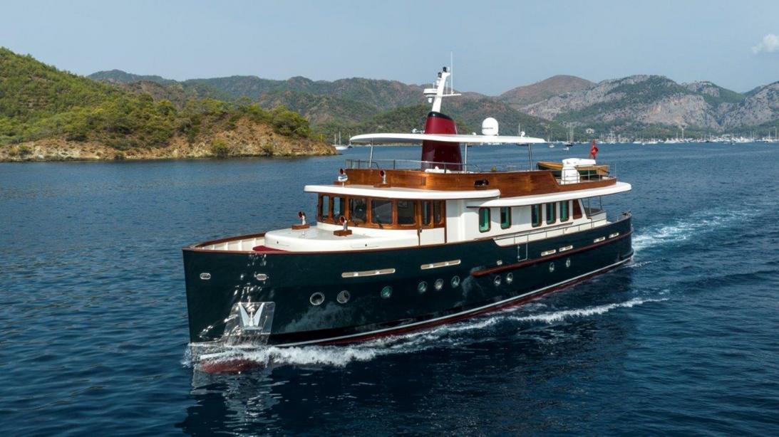 yacht Magnolia One