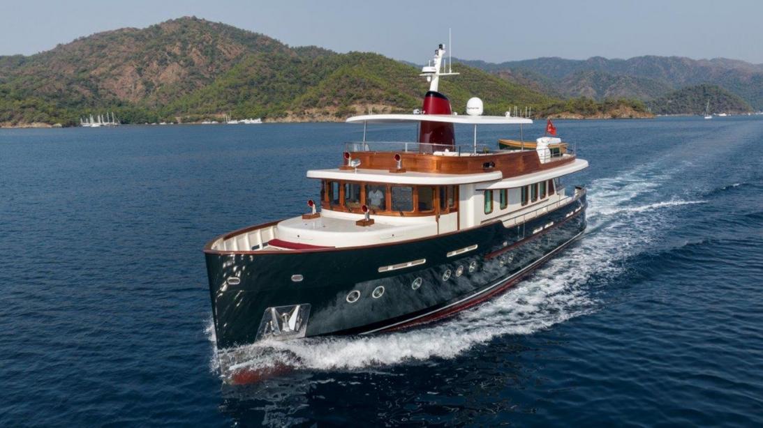 yacht Magnolia One