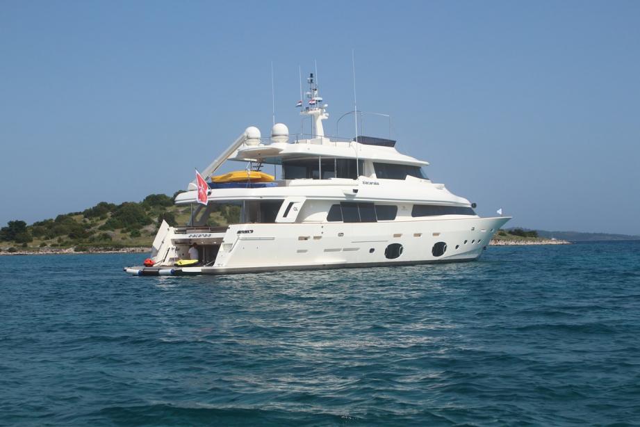 yacht Ziacania 1