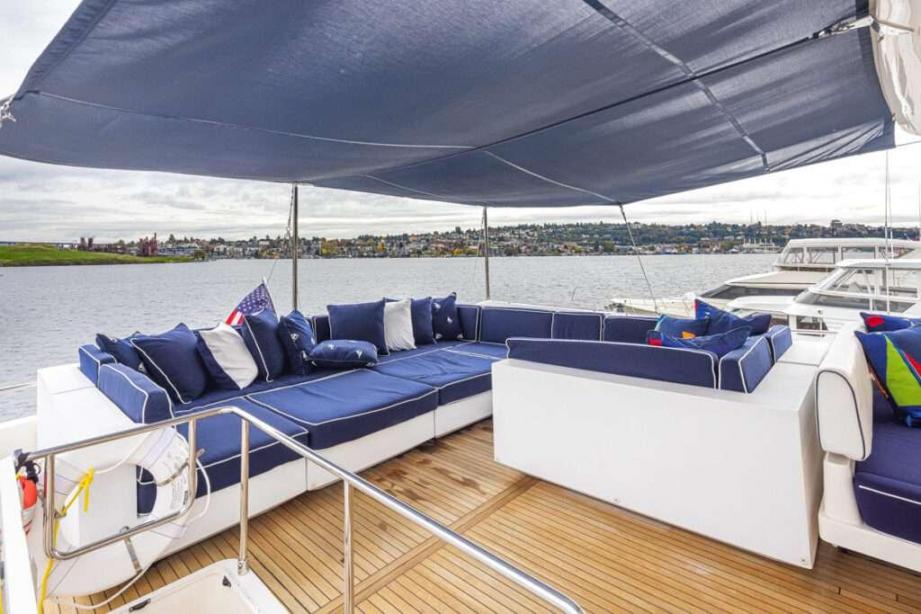 yacht Sol Shine