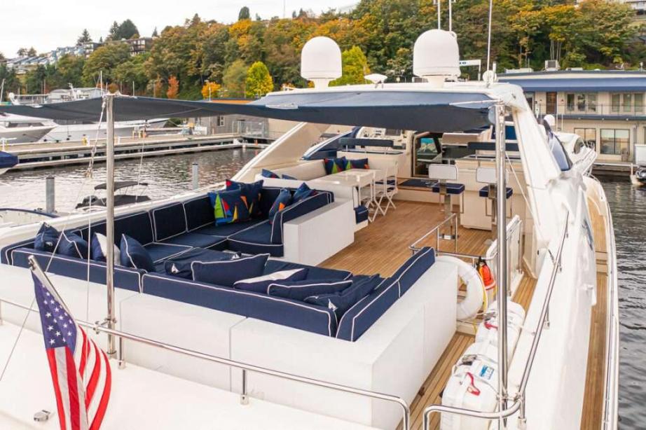yacht Sol Shine