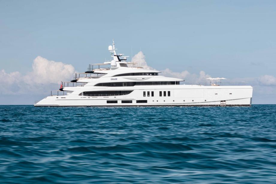 yacht Calex