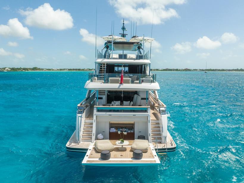 yacht Asante