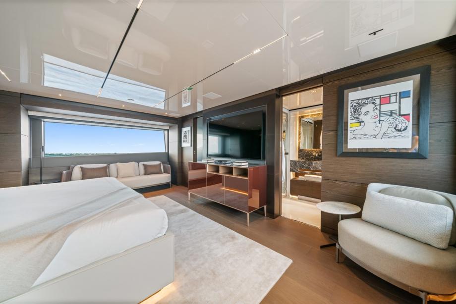 yacht Asante