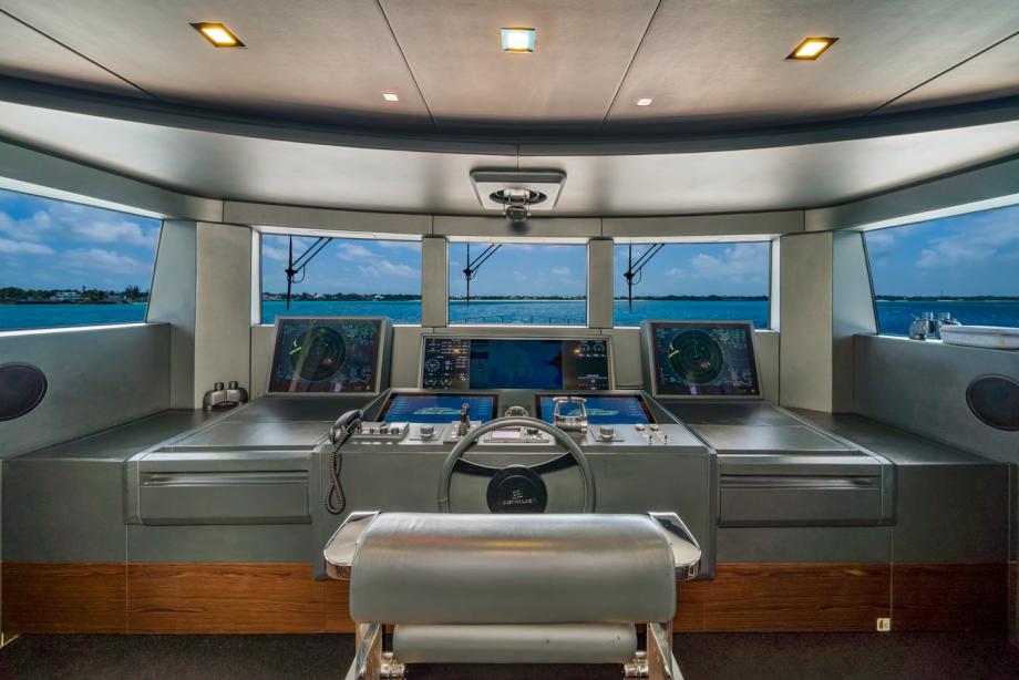 yacht Asante