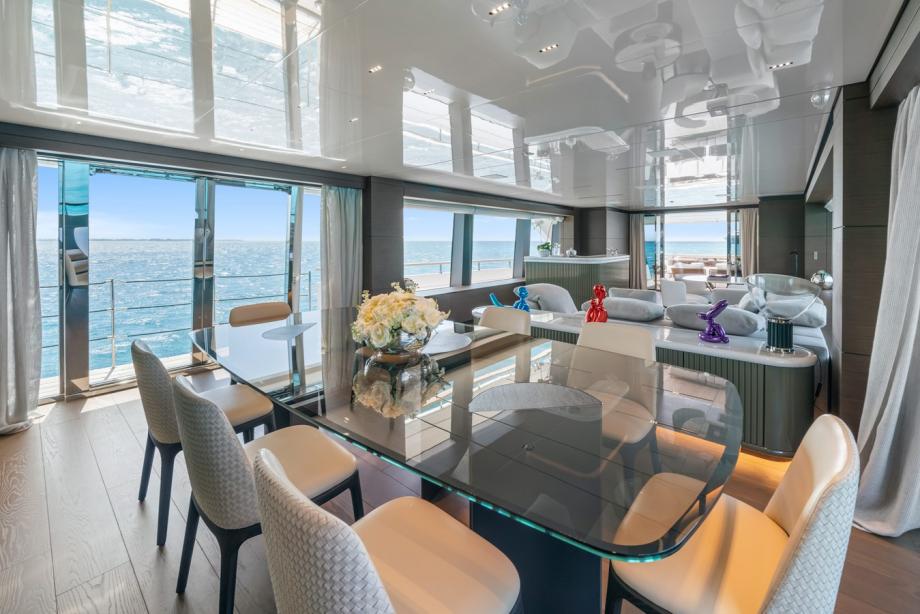 yacht Asante