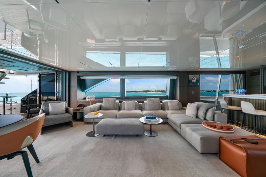 yacht Asante