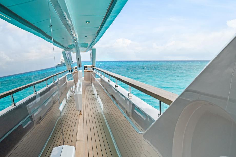 yacht Asante